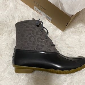 Sperry salt water cheetah grey boots- new never worn
